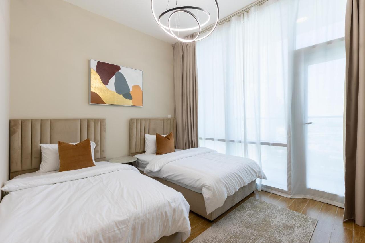 Sunny Sky 2 Bedrooms With Pool View Meera Tower Dubai