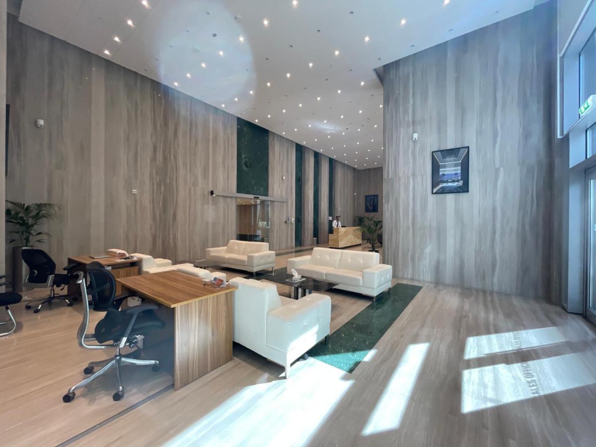 Apartment Sunny Sky 2 Bedrooms With Pool View Meera Tower