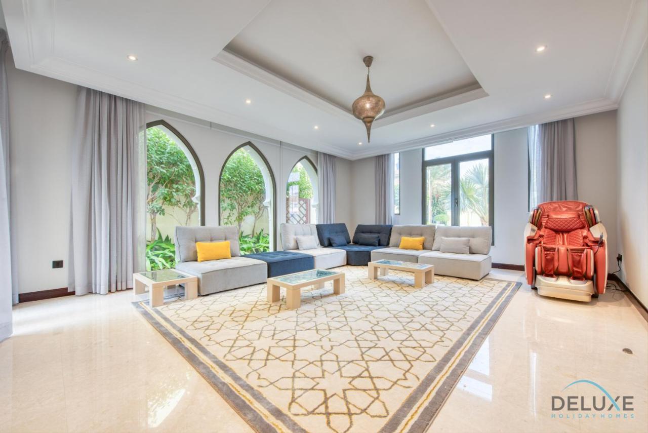 Immaculate 4br With Assistant And Private Pool At Frond O Palm Jumeirah By Deluxe Villa Dubai