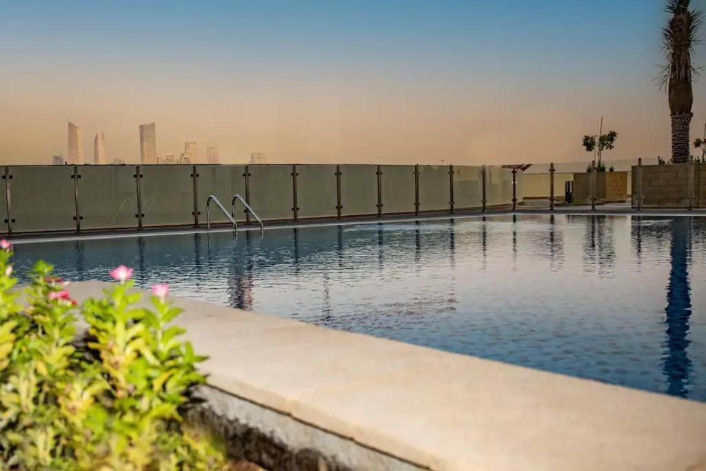 Venduras - Skyline View Farhad Azizi Al Jaddaf Apartment Dubai
