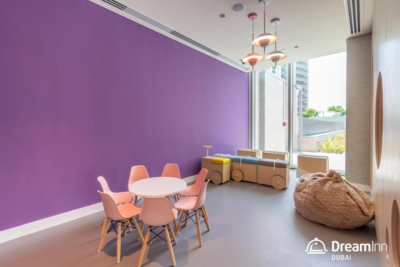 Dream Contemporary - Downtown Views