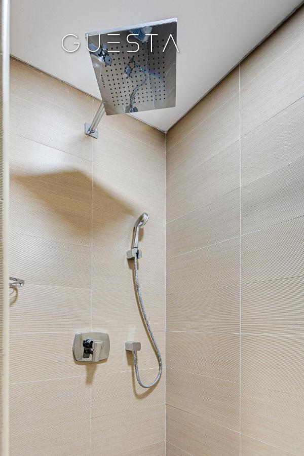Sparkle Tower - Studio, Marina Apartment