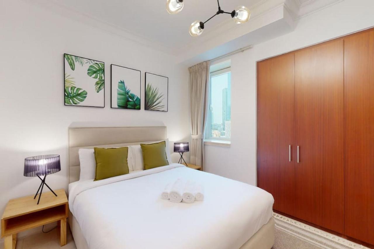 Al Murjan - Appealing One Bedroom Apartment *