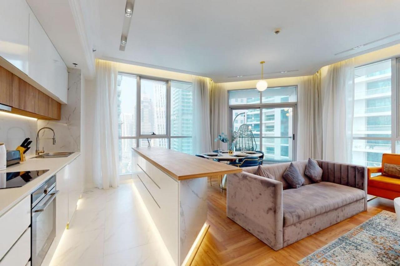 Torch Tower - Opulent Two Bedroom *