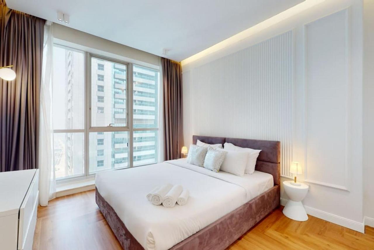 Apartment Torch Tower - Opulent Two Bedroom *