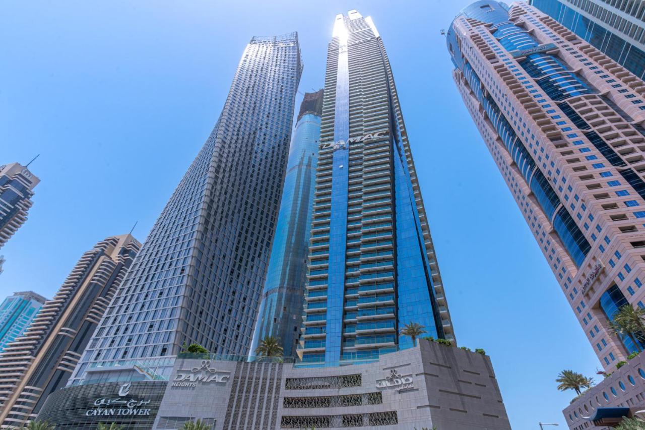 Chic With Fendi Design, Panoramic Full Sea-view * Dubai
