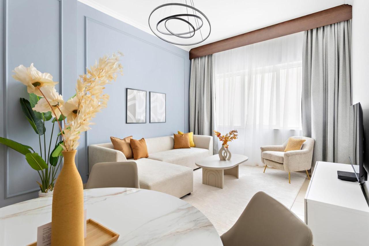 Silkhaus Spacious 1bdr In Art With Pool & Gym * Dubai
