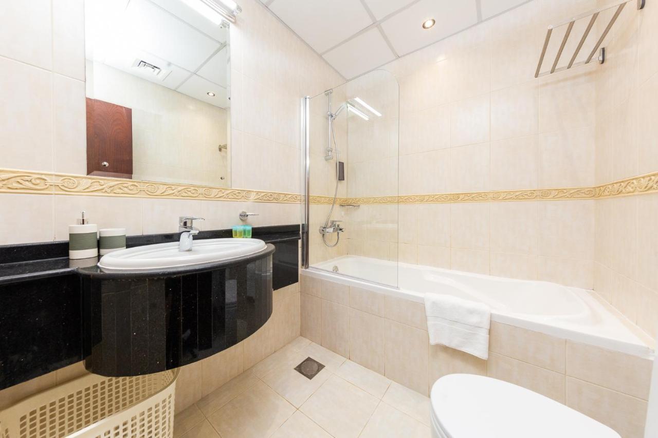 Attractive 1br With Sea View Near Barasti Club *