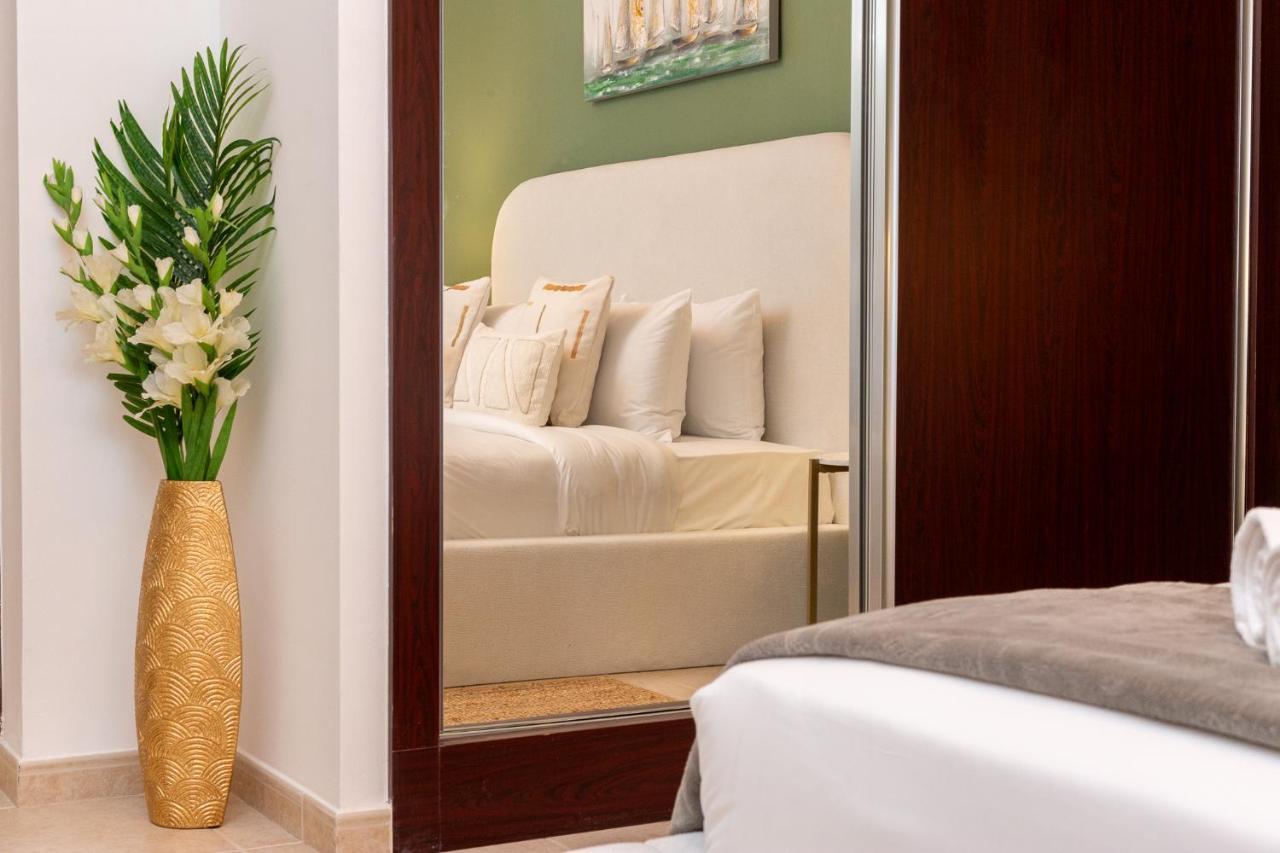 Attractive 1br With Sea View Near Barasti Club * Dubai