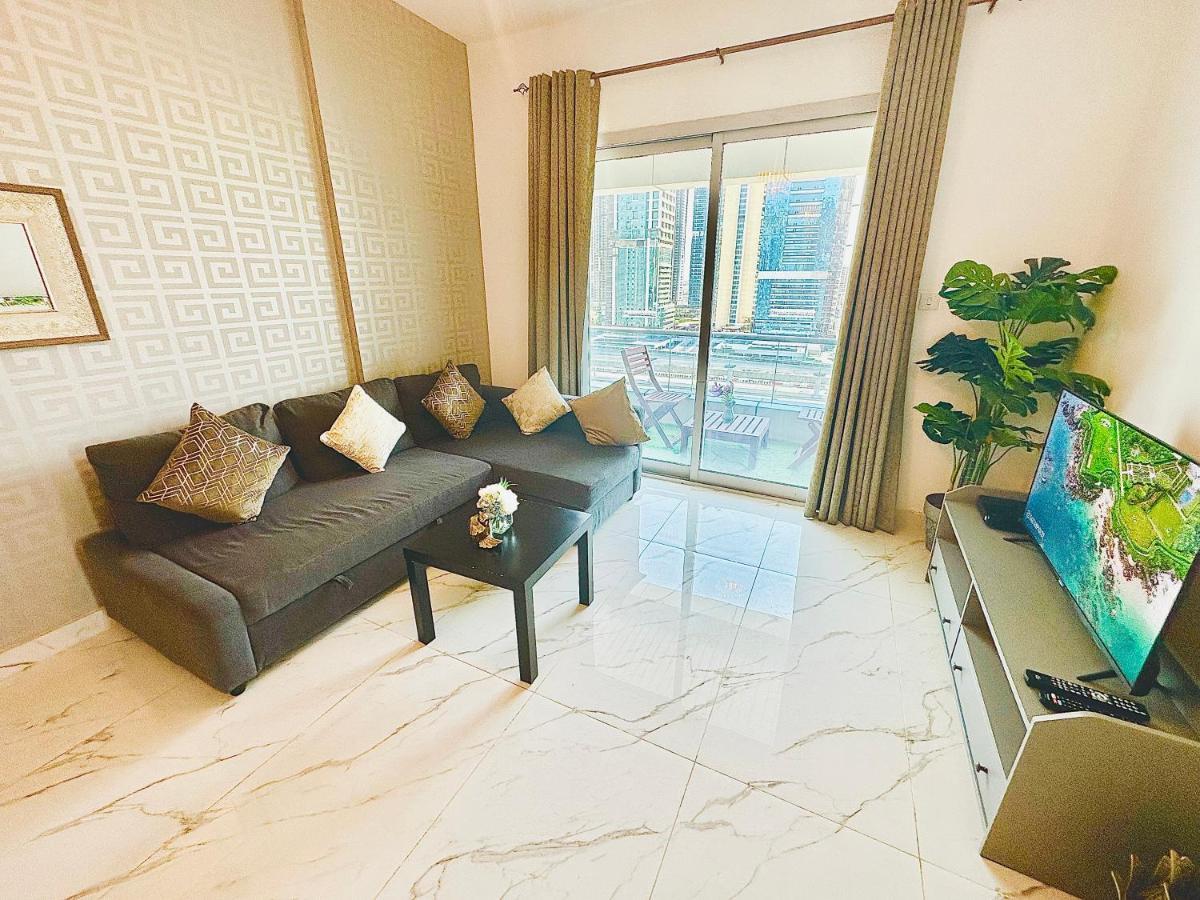 Diamond Classic - 2 Bedroom - Marina Dubai