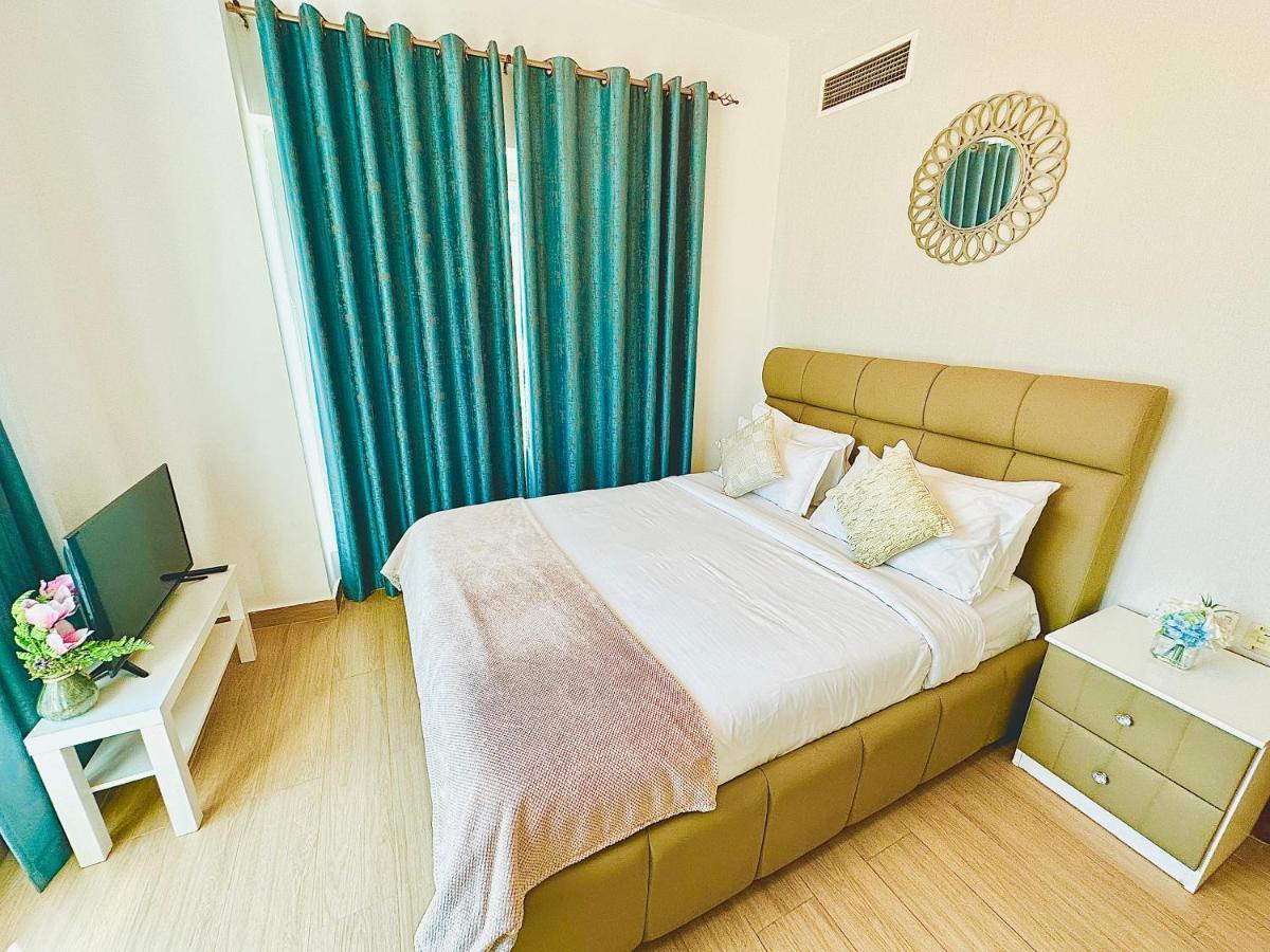 Diamond Classic - 2 Bedroom - Marina * Dubai