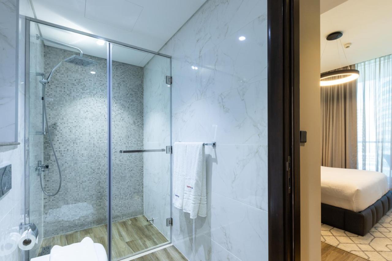 Homesgetaway - Contemporary 1 Bedroom In J One Apartment Dubai