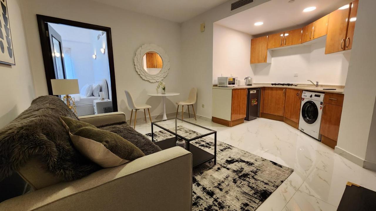 Stunning New With Amazing Views In Jlt