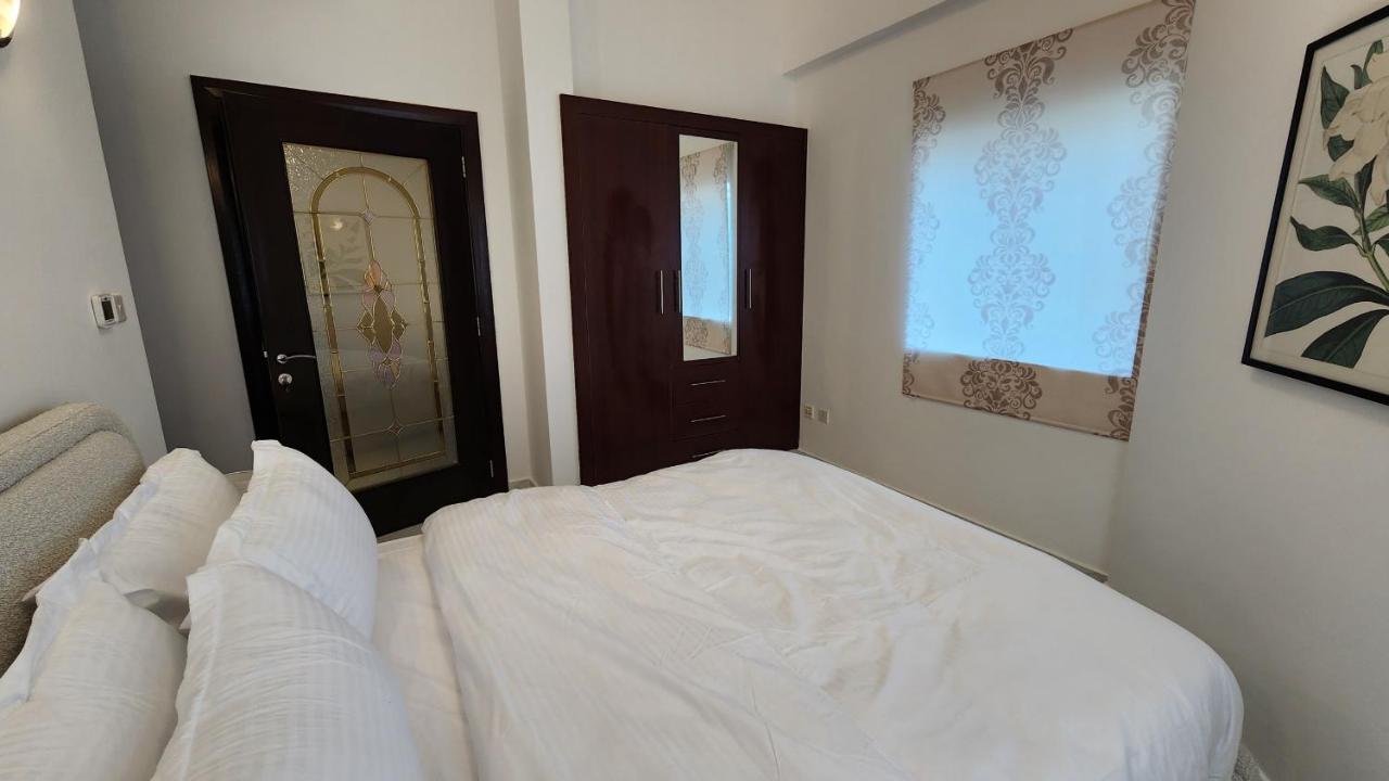 Apartment Stunning New With Amazing Views In Jlt Dubai