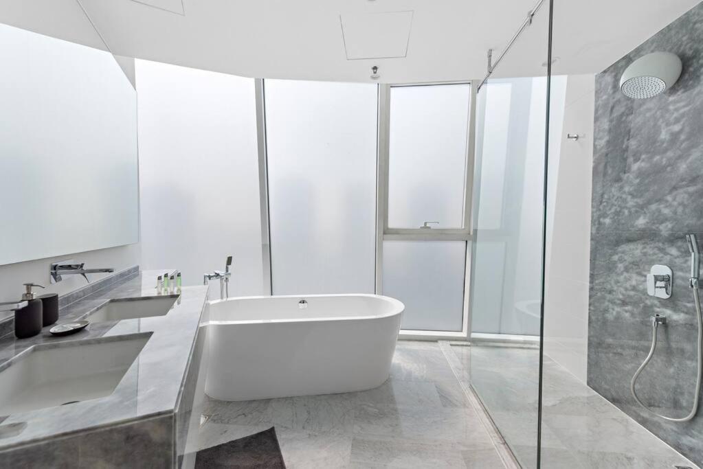 Stonetree - Panoramic View - Spacious 2br *