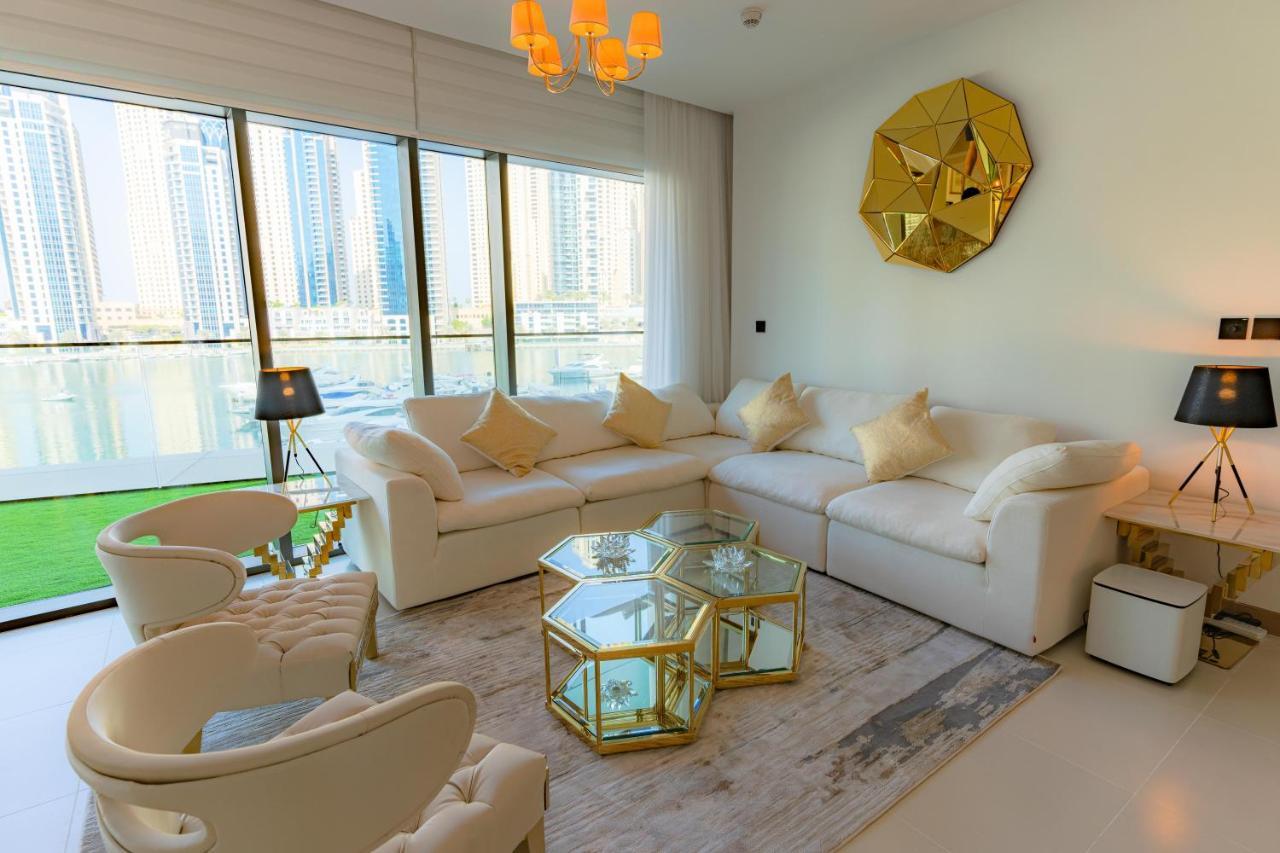 Apartment Vida Marina & Yacht Club , And Residences , Luxurious 2br