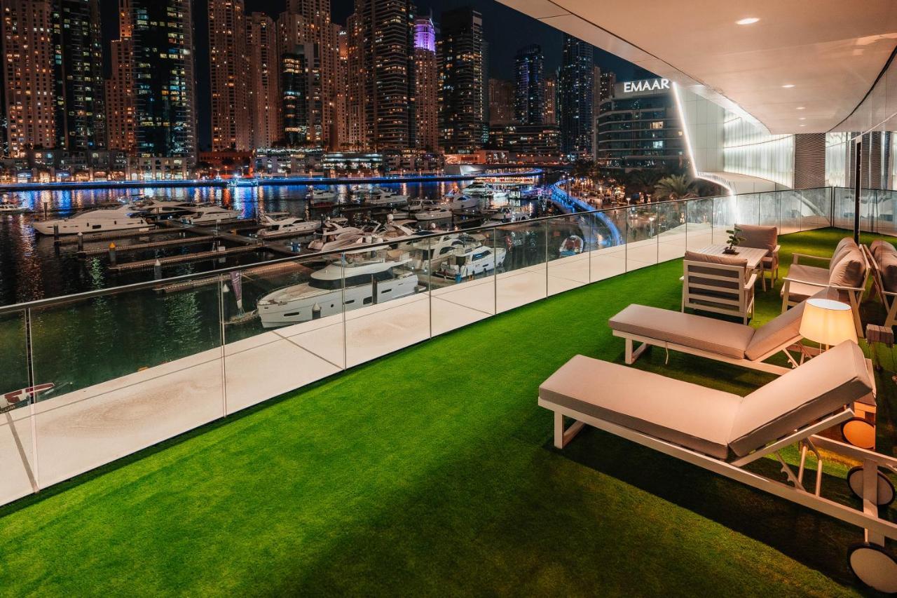 Vida Marina & Yacht Club , And Residences , Luxurious 2br