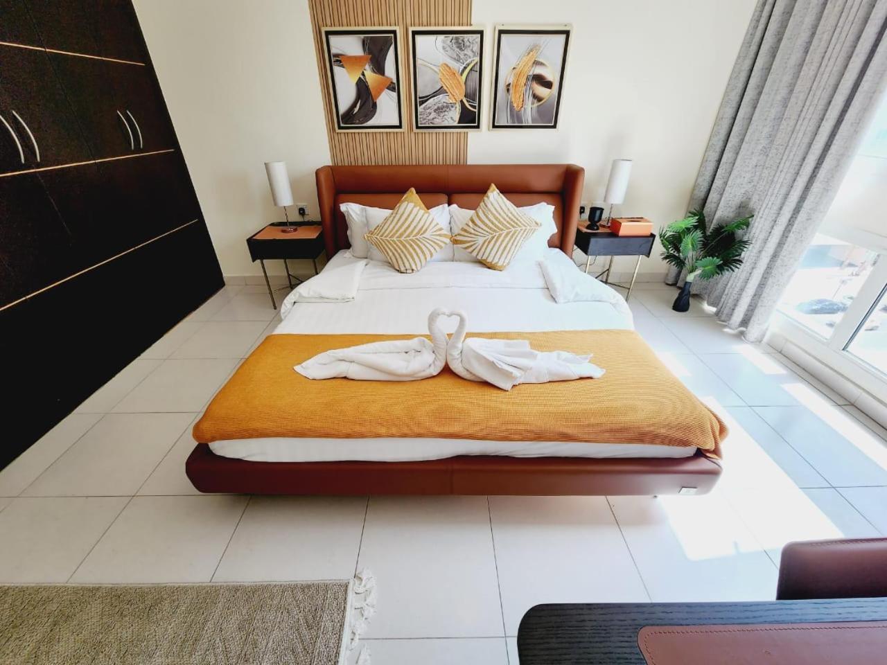 Lovely 1-bedroom In The Heart Of Marina Apartment *