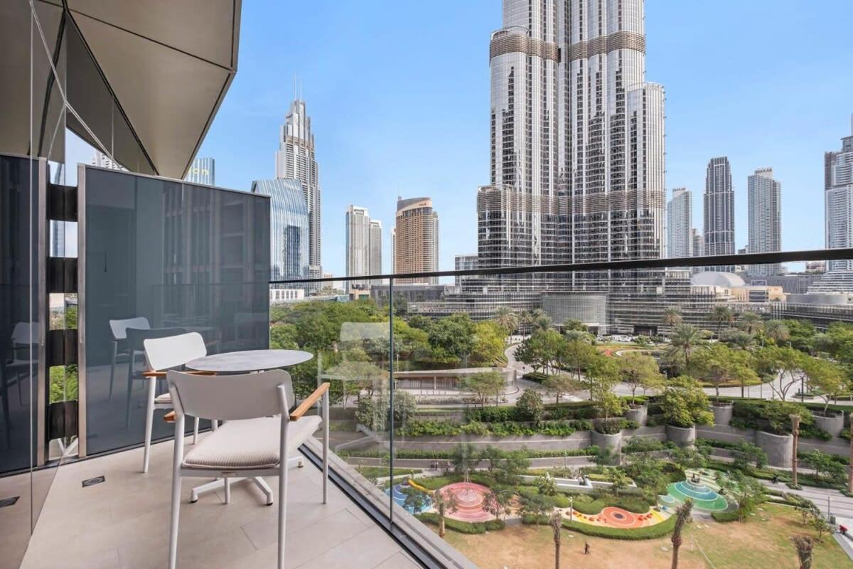 Apartment Luxurious 3-bedroom Facing Burj Khalifa In The Address Opera *