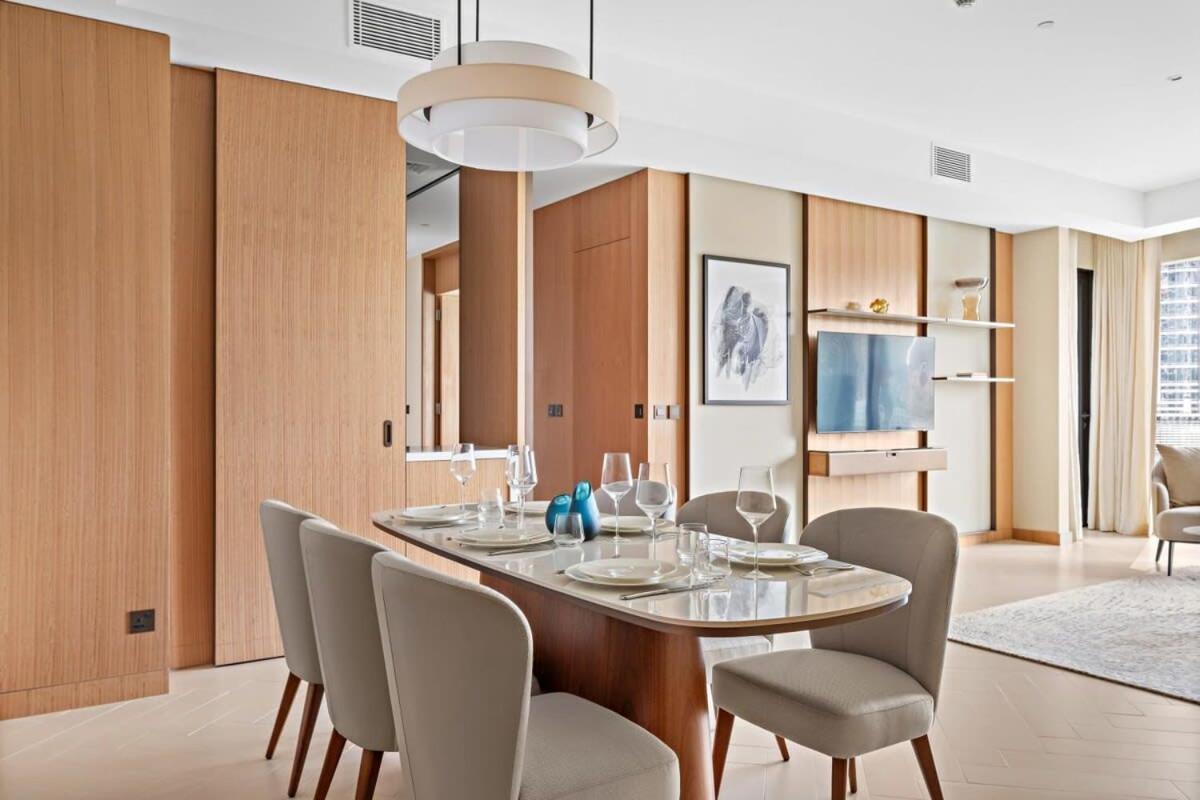 Luxurious 3-bedroom Facing Burj Khalifa In The Address Opera *