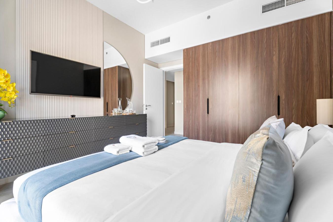Stonetree - Luxury 1 Bedroom - For Tourist Apartment