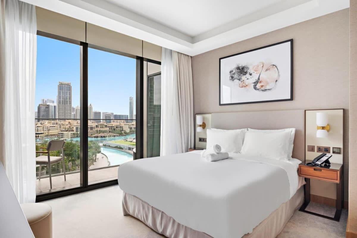 Luxurious 3-bedroom Facing Burj Khalifa In The Address Opera *