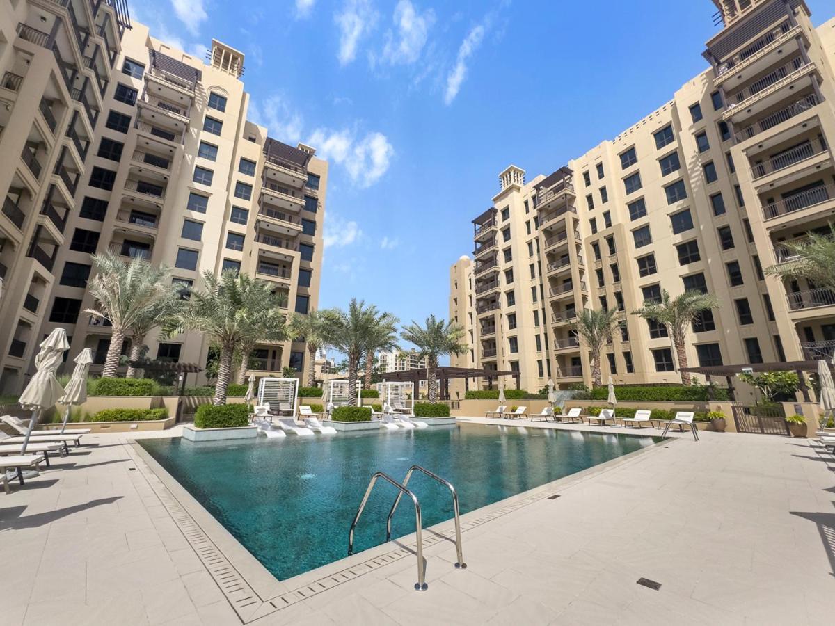 Stonetree - Luxury 1 Bedroom - For Tourist Apartment *