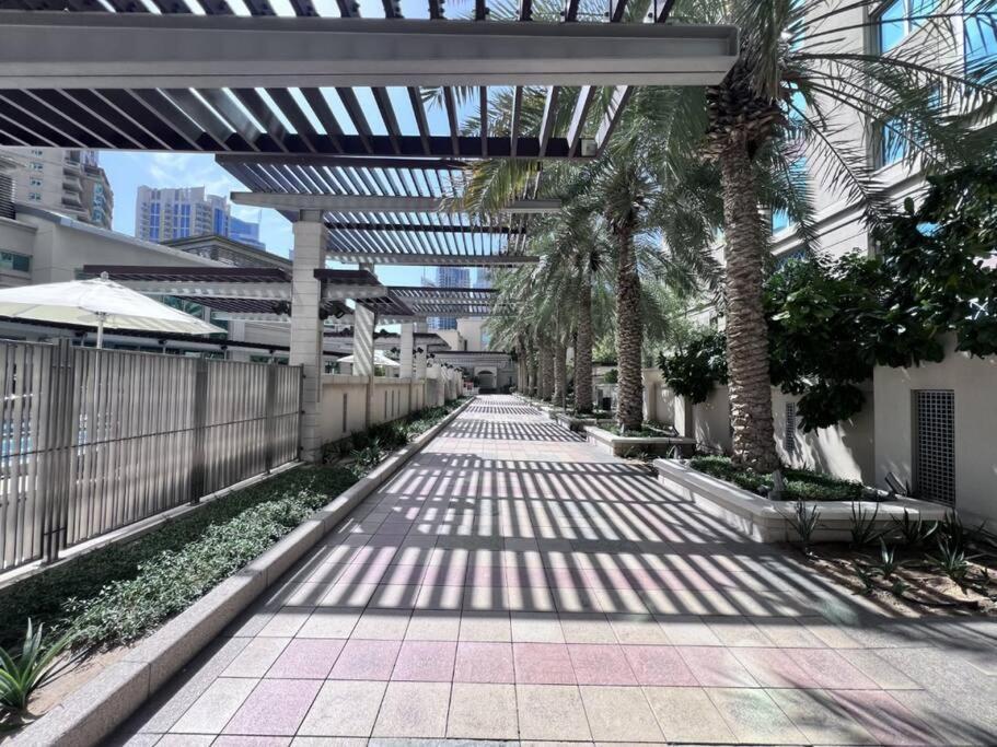 Breathtaking 2br W/180 Degree Views - Marina Apartment Dubai