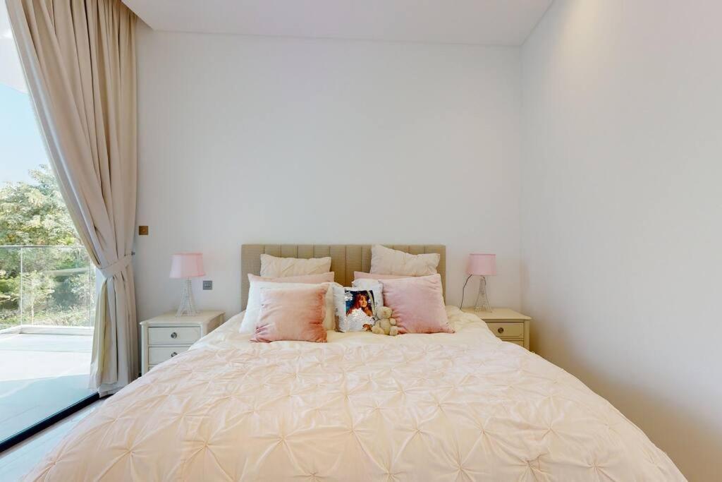 Luxurious 5 Bed - Al Barari *