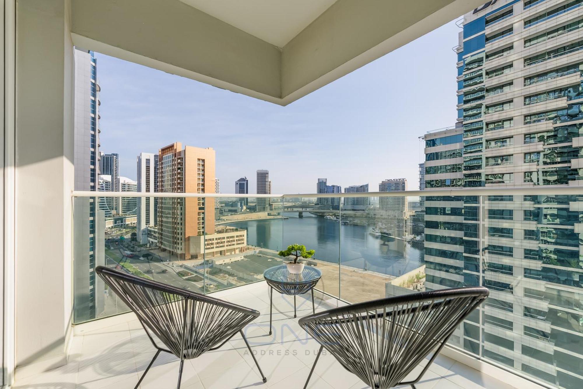 Apartment Spacious 2br Near Downtown - Canal View And Large Terrace *