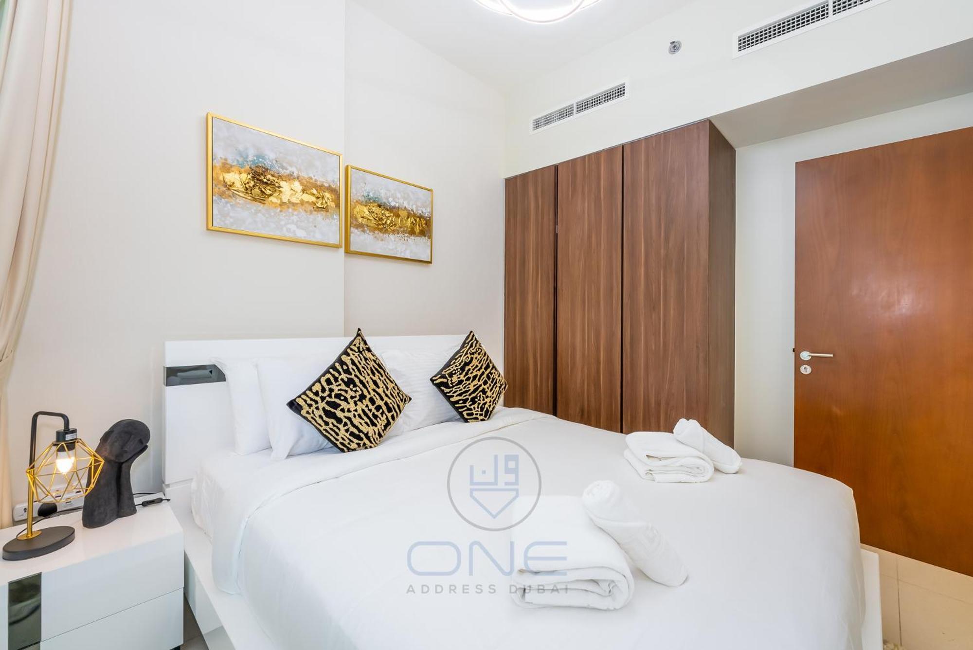 Spacious 2br Near Downtown - Canal View And Large Terrace *