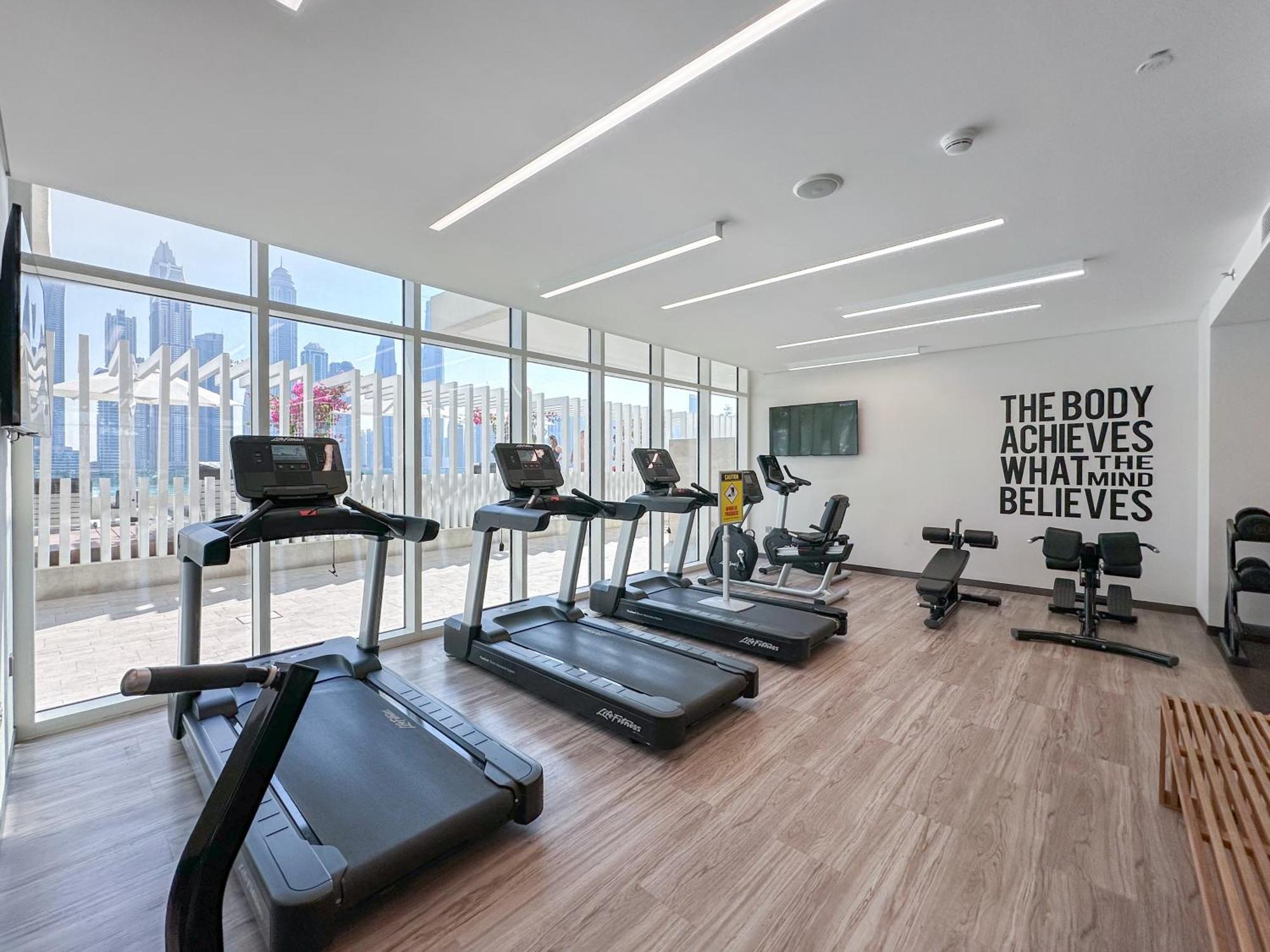 Daire Eden's Homes & - Sunrise Bay Emaar Beachfront *