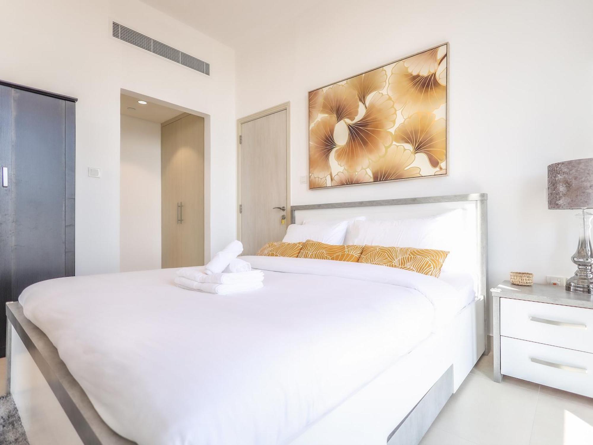 Elite Lux Homes - Modern 1br Amenities In Production Apartment