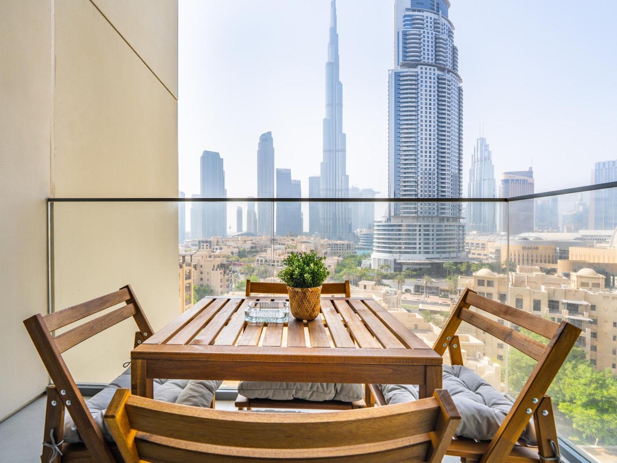 Daire Lavishly Elegant 2br With Breathtaking Full Burj Khalifa View Dubai