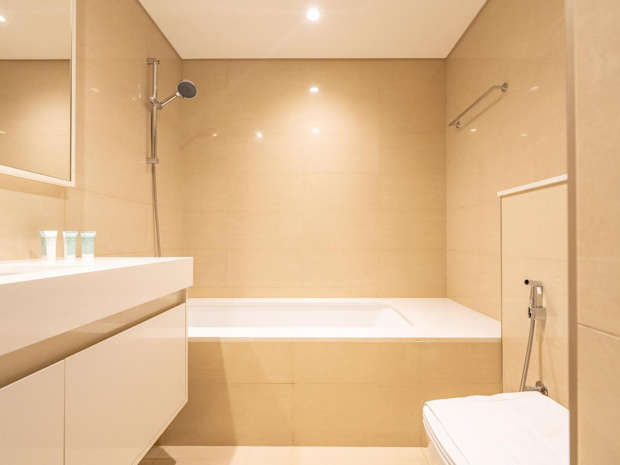Daire Lavishly Elegant 2br With Breathtaking Full Burj Khalifa View Dubai