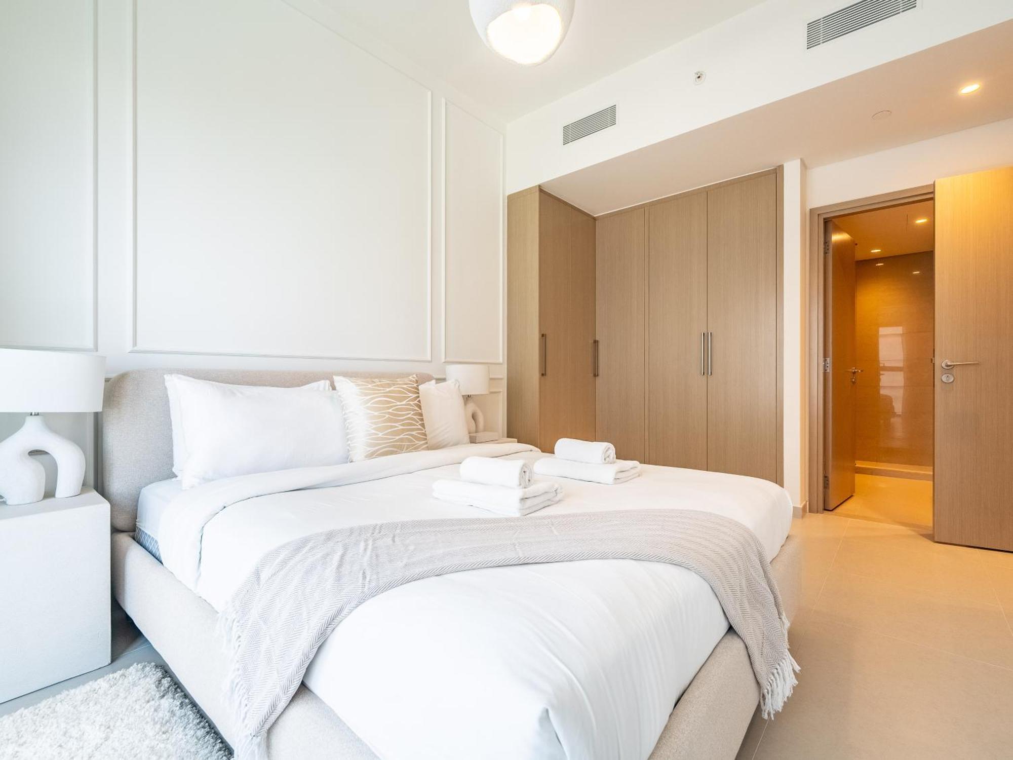 Daire Lavishly Elegant 2br With Breathtaking Full Burj Khalifa View Dubai