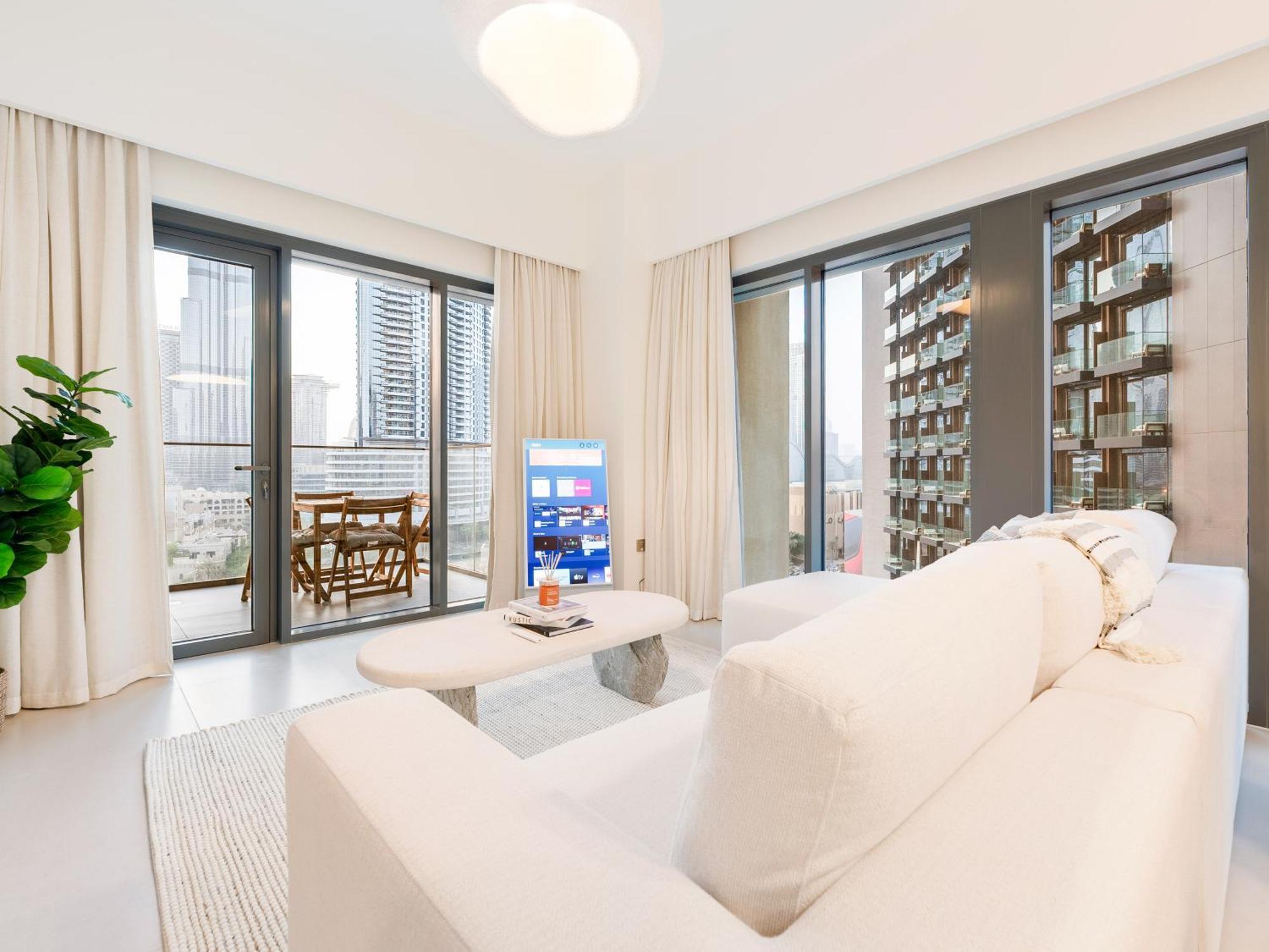 Lavishly Elegant 2br With Breathtaking Full Burj Khalifa View Dubai