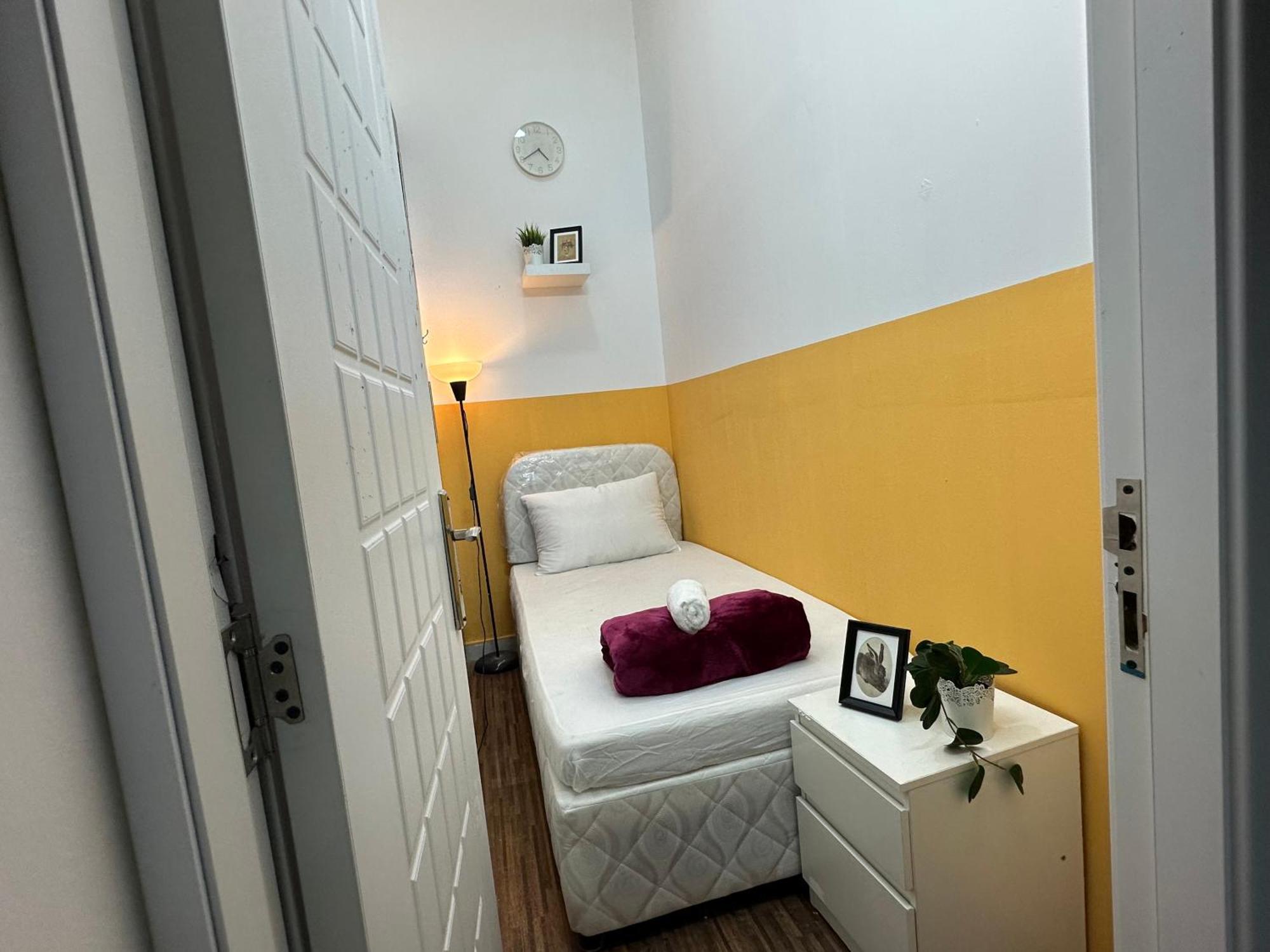 Wonderful Partition In Al Barsha 1 Near Metro * Dubai