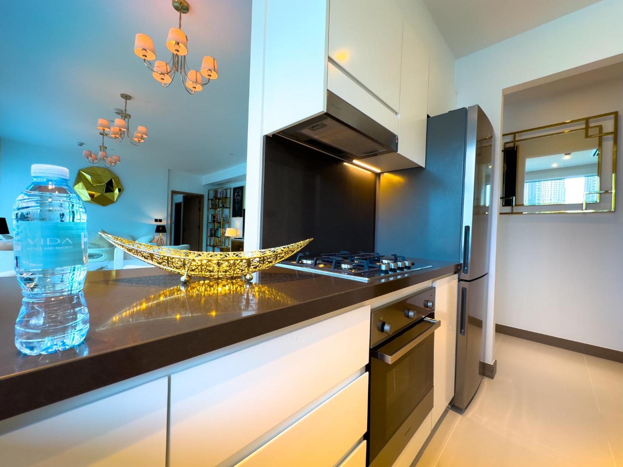 Apartment Vida Marina & Yacht Club , And Residences , Luxurious 2br *