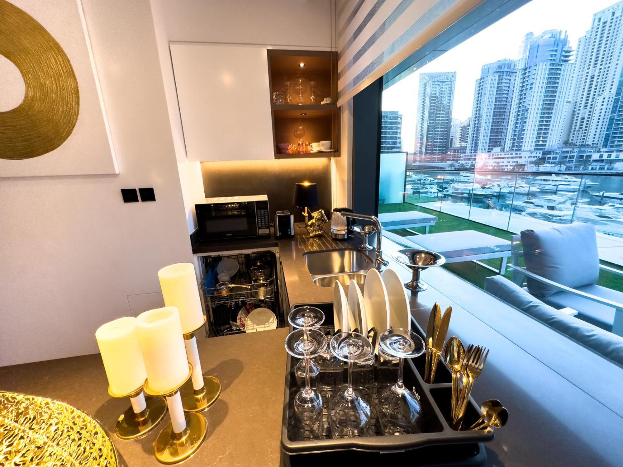 Vida Marina & Yacht Club , And Residences , Luxurious 2br Dubai