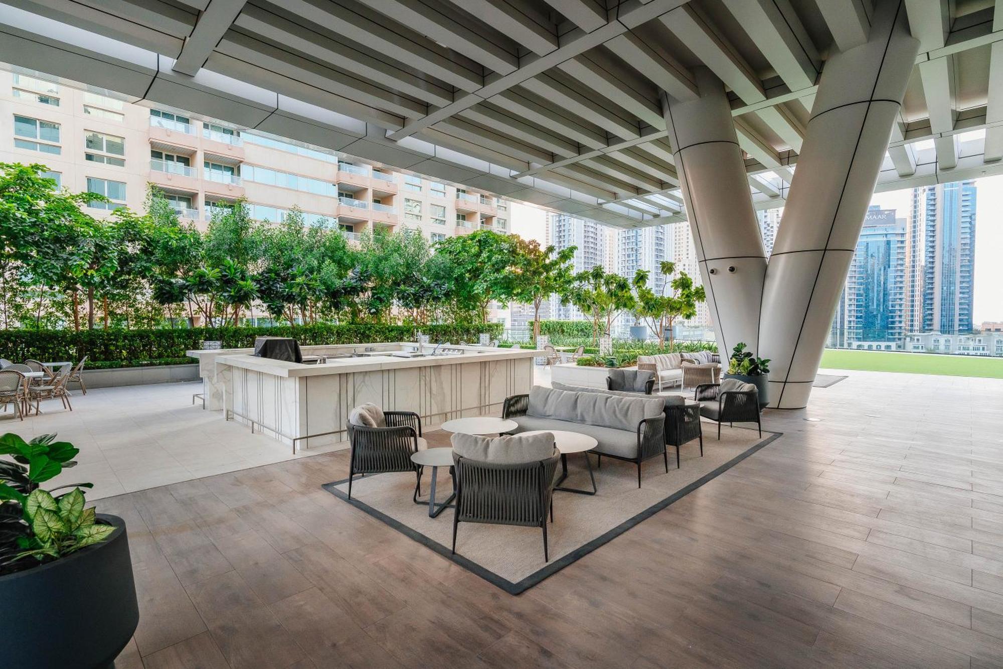 Apartment Vida Marina & Yacht Club , And Residences , Luxurious 2br
