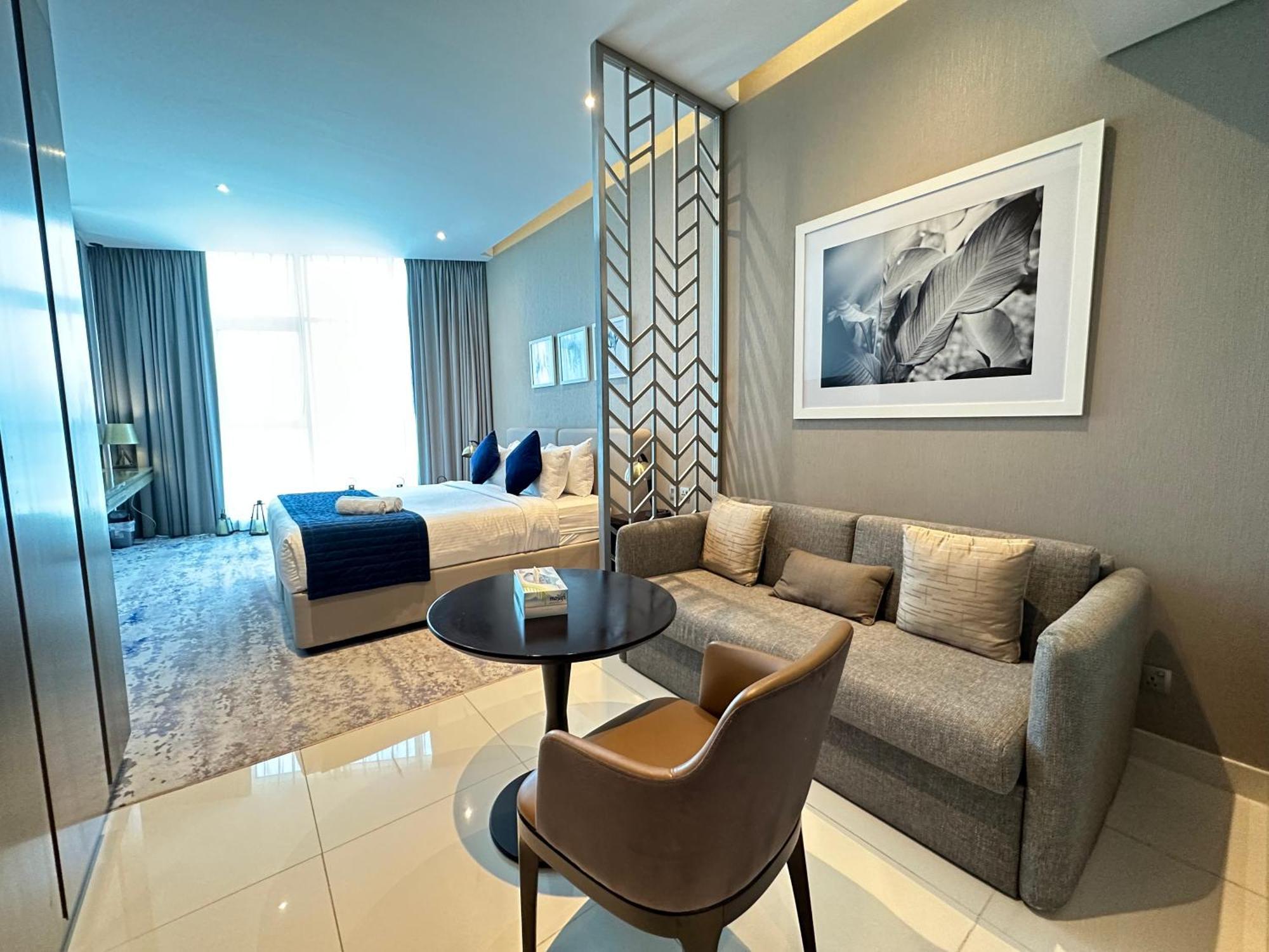Apartment Business Bay Modern With A Canal View At Damac Maison Prive 1616 Dubai
