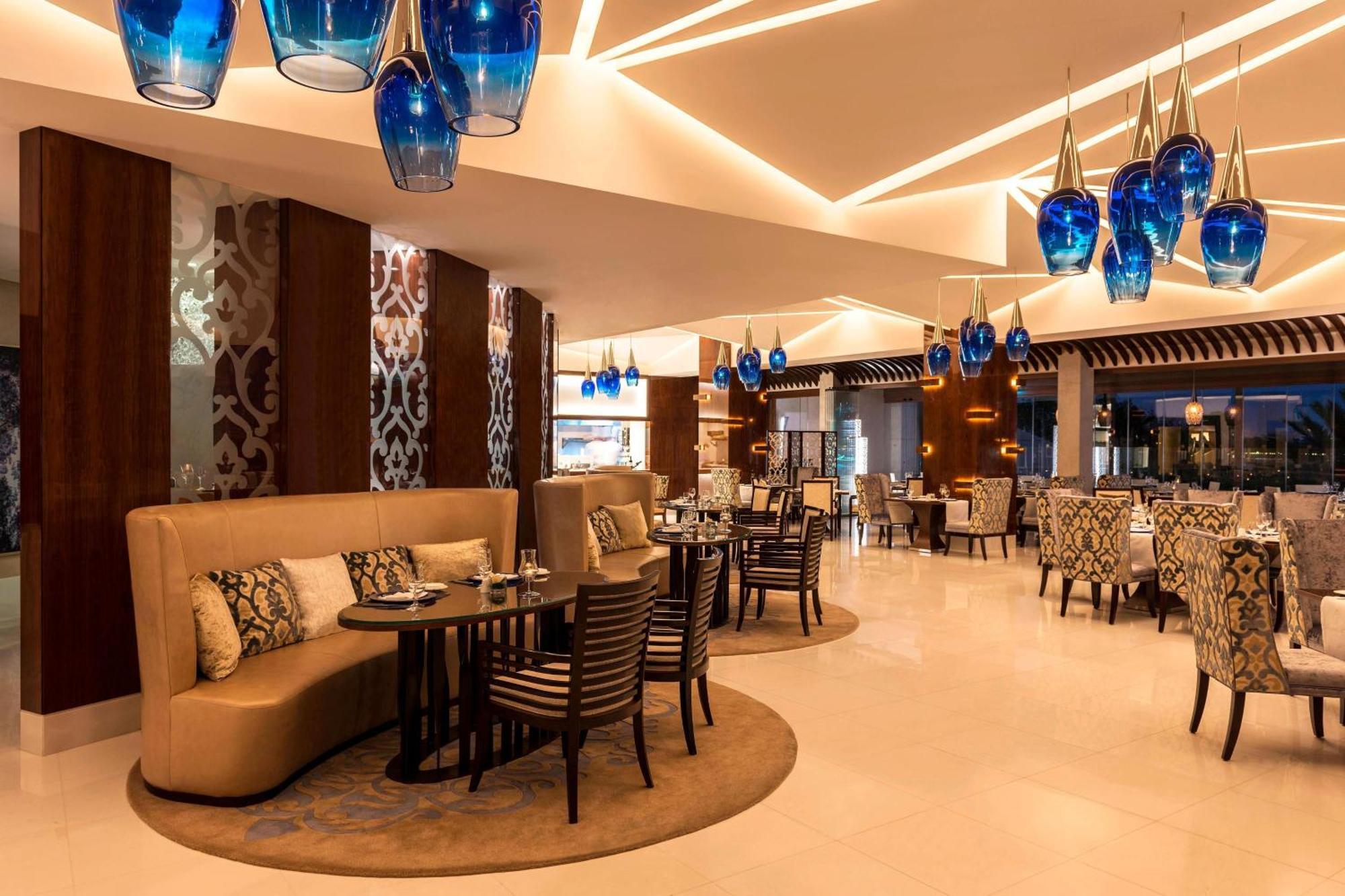 Otel Sheraton Creek & Towers 5*