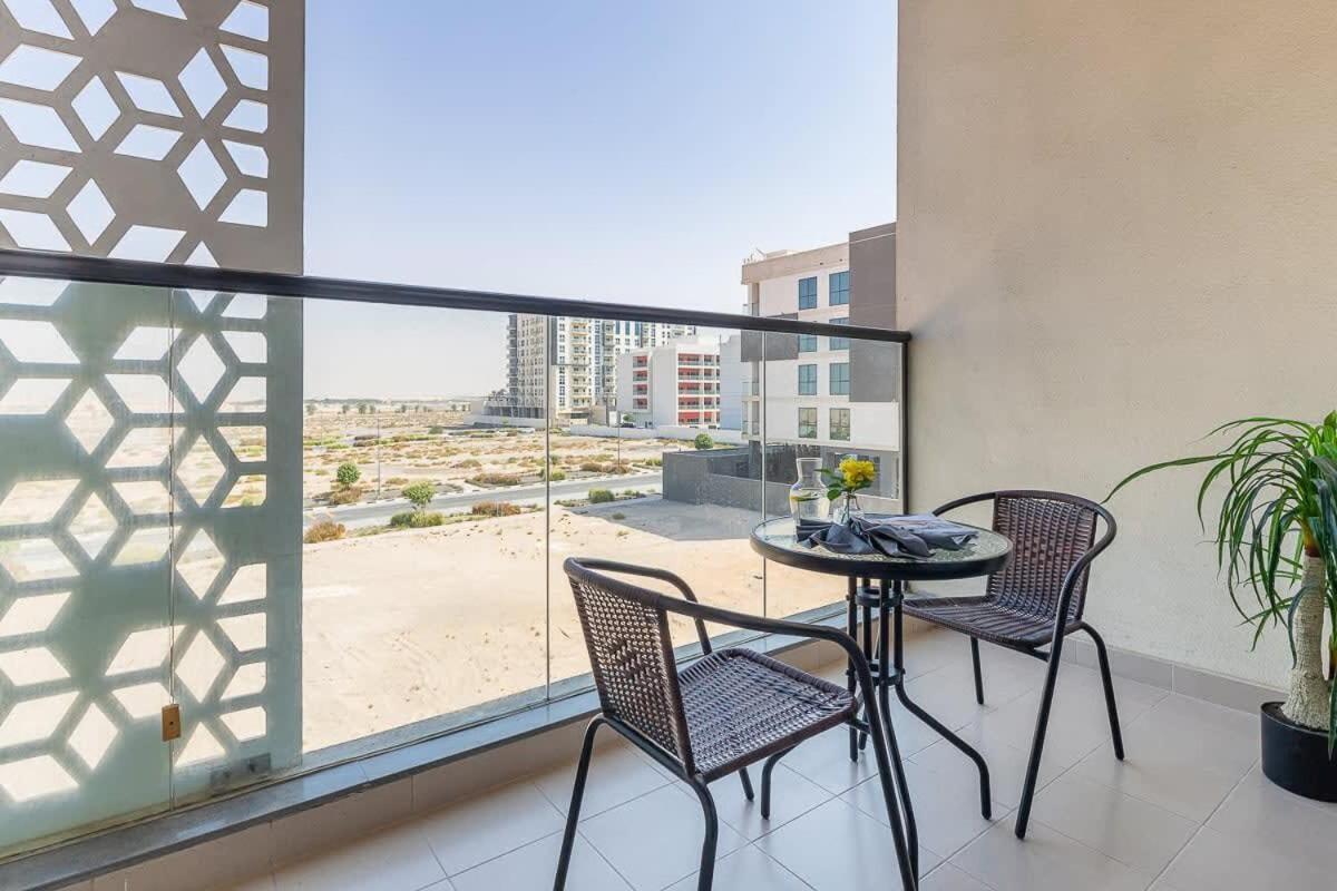Frank Porter - Majestique 2 Apartment Dubai