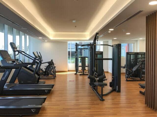Apartment Frank Porter - Bloom Tower Dubai