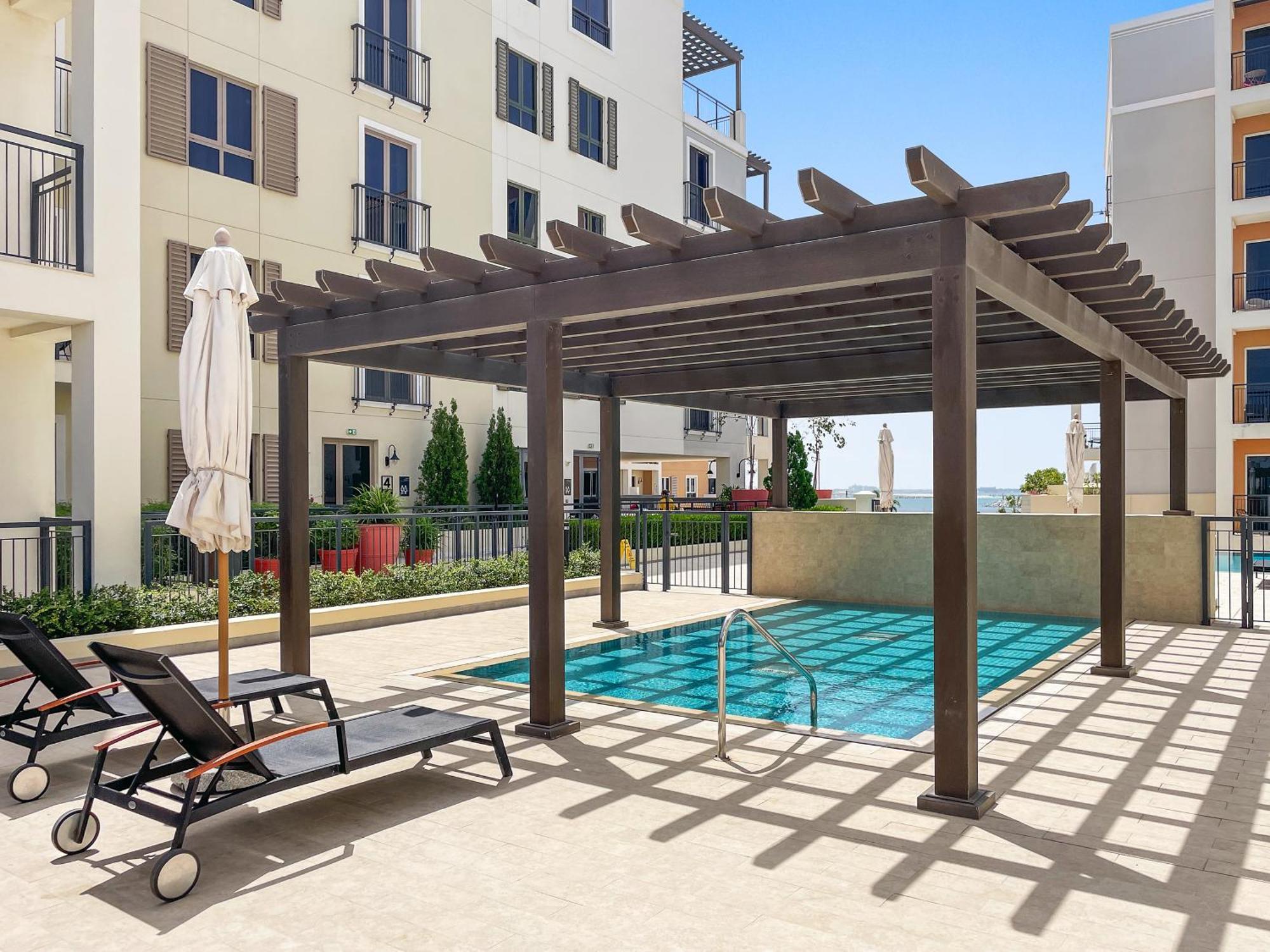 Daire Spacious 1 Bed In La - 1 Min To The *