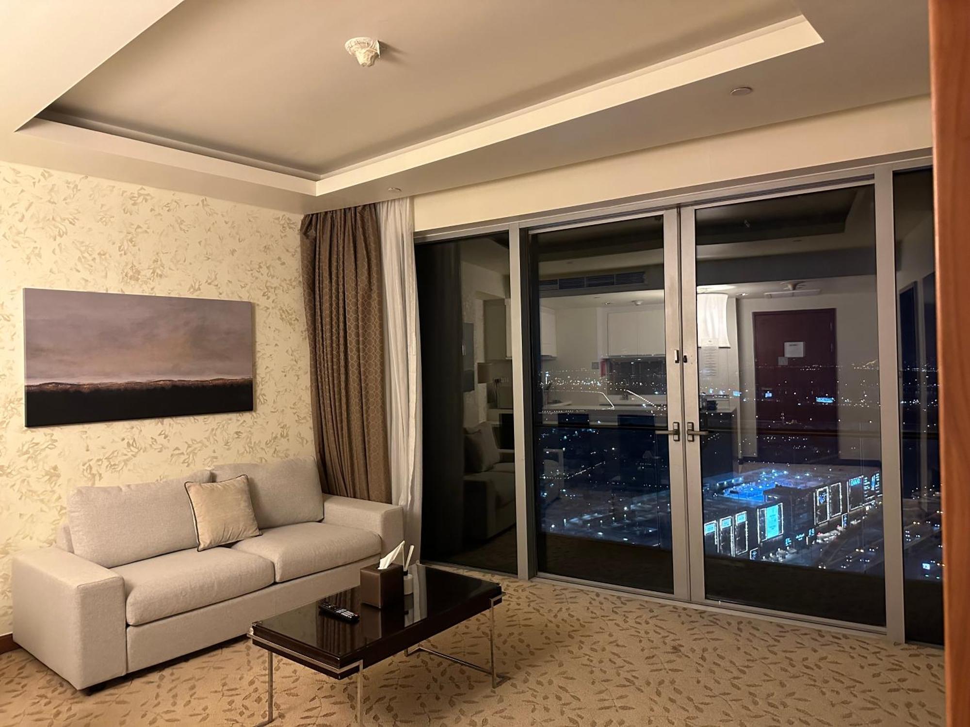 Emaar Fashion Avenue - Formerly Address Mall Daire Dubai