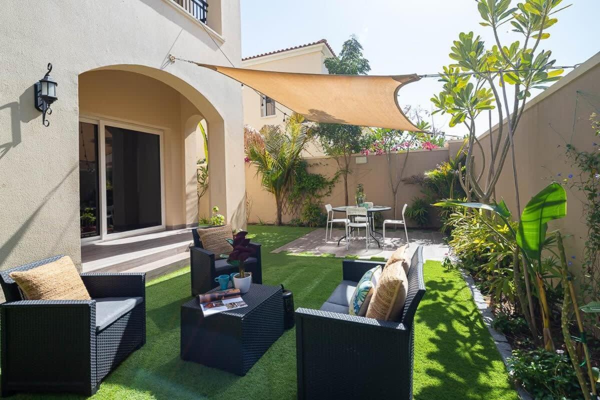 Villa Frank Porter - Serena Casa Viva Dubai