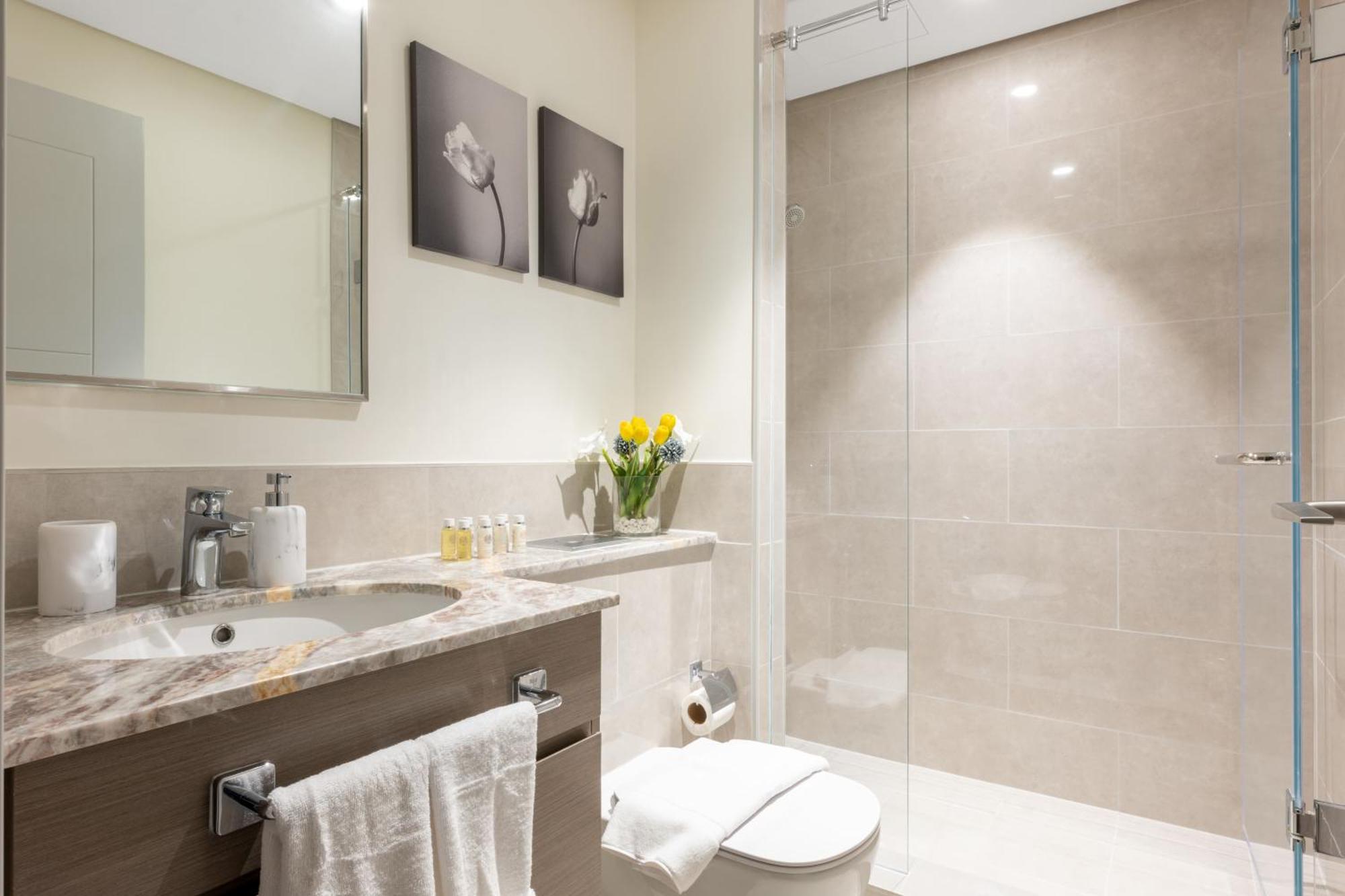 Apartment Magnificent - Luxurious 3+ 1 Bedroom Located In Downtown Dubai