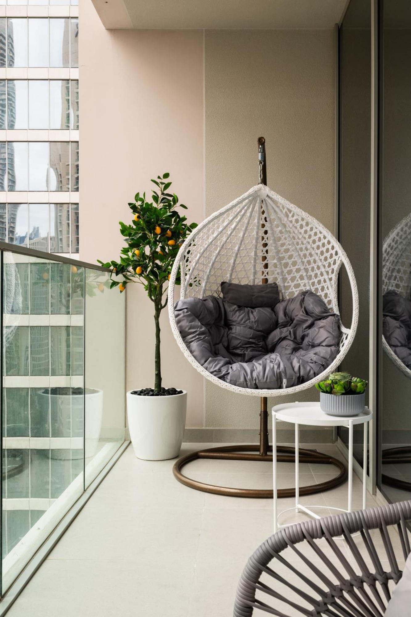 Magnificent - Luxurious 3+ 1 Bedroom Located In Downtown Apartment Dubai